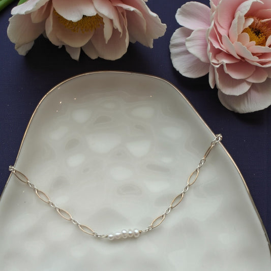 Five Tides Pearl Necklace